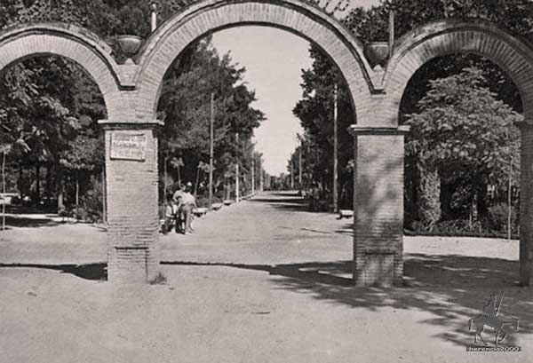 Puerta del Parque municipal de Herencia
